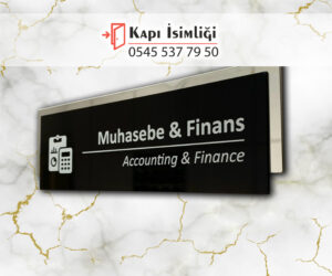 Gümüş Aynalı Siyah Muhasebe Finans Kapı İsimliği